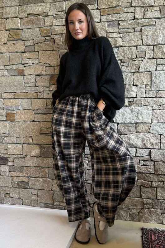 Sadaka Batwing Knit Black